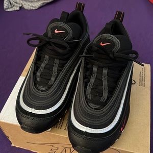 Nike air max 97 size 3.5 (GS)